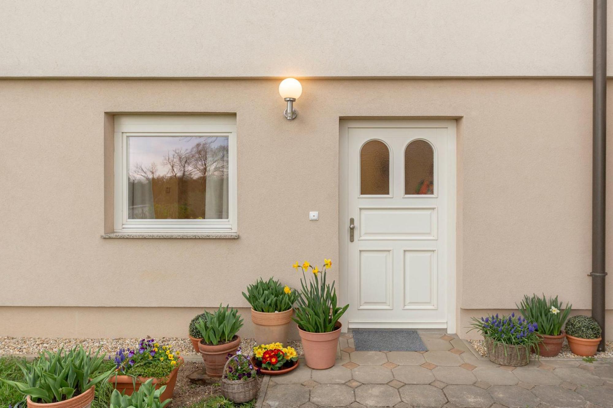 Apartamento Cozy Garden Flat Liubliana Exterior foto